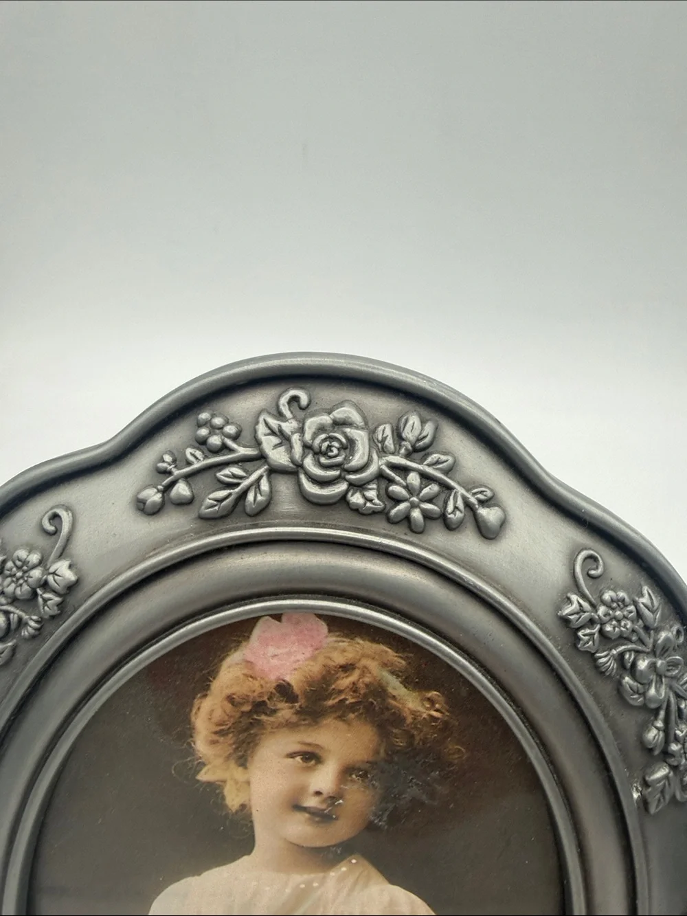 Malden Silvertone Metal Ornate Oval Picture photo Frames  3 1/2x5” Set of 2